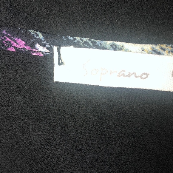 Soprano Multi Colored High Low Tank - Picture 3 of 5